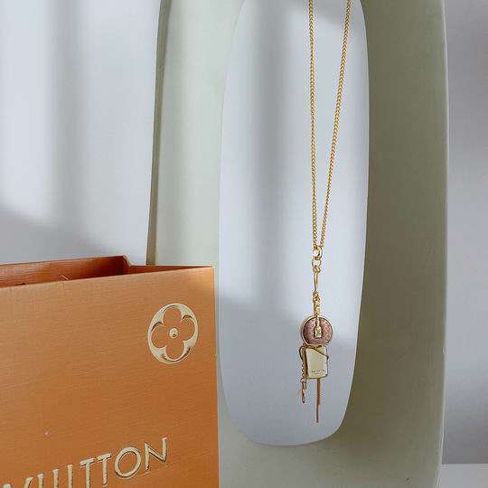 Picture of LV Necklace _SKULVnecklace11ly8412755